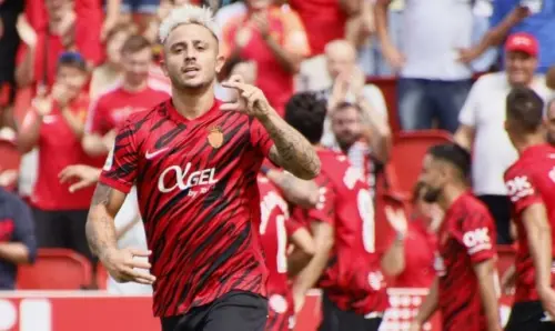 Ein Spieler aus der Liga wird an der Kings League teilnehmen.