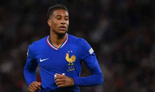 Die französische Nationalmannschaft: Der prächtige Freistoß von Olise