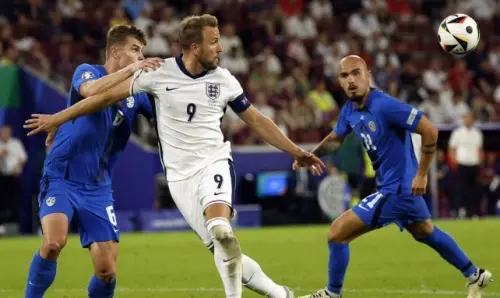 Qualifikation zur Weltmeisterschaft 2026: England deklassiert Lettland, Polen siegt souverän gegen Malta