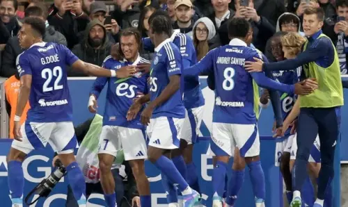 französische Ligue 1: Strasbourg fügt Olympique Lyon eine klare Niederlage zu und klettert auf den fünften Platz