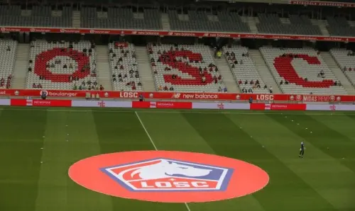 Lille - Lens: Großes Missgeschick mit dem Tifo der Dogues vor dem Derby