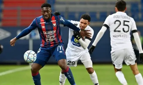 Der Clan Kylian Mbappé wird von einem Spieler des SM Caen scharf angegriffen.