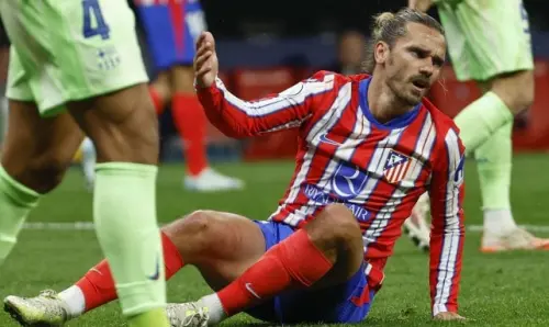 Atlético Madrid: Antoine Griezmann wird brutal angegriffen