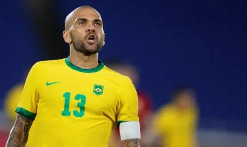 Dani Alves zurück vor dem Gericht