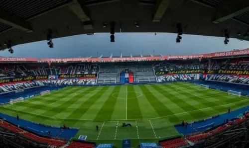 PSG gegen Angers: Das Banner des CUP richtet sich gegen Nasser Al-Khelaïfi