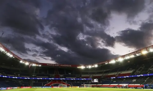 PSG: Prominenz auf der Tribüne beim Spiel gegen Aston Villa