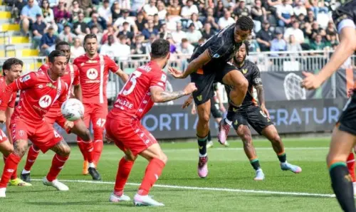 Serie A: Venedig besiegt Monza und glaubt an den Klassenerhalt